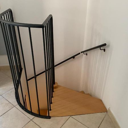 Casa Tangerina Apartment Pesaro Luaran gambar