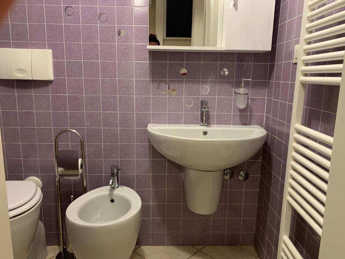 Casa Tangerina Apartment Pesaro Luaran gambar